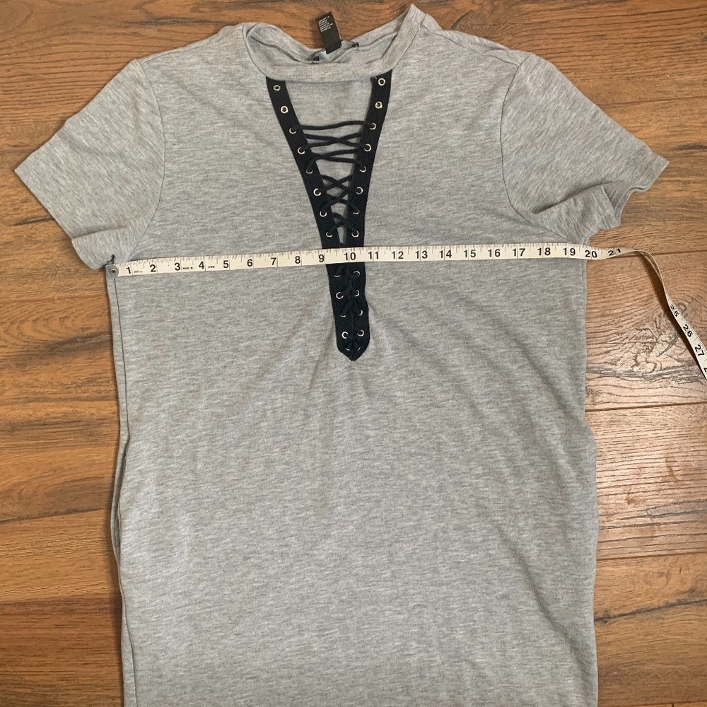 Forever 21 | Gray Lace Up T-shirt Dress size M - Picture 8 of 10